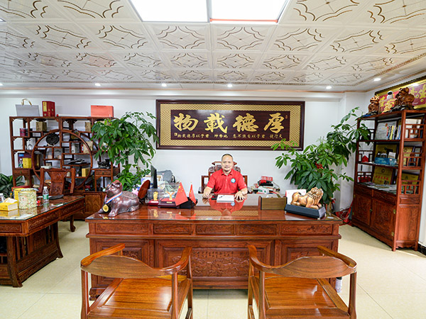 總經(jīng)理辦公視頻 